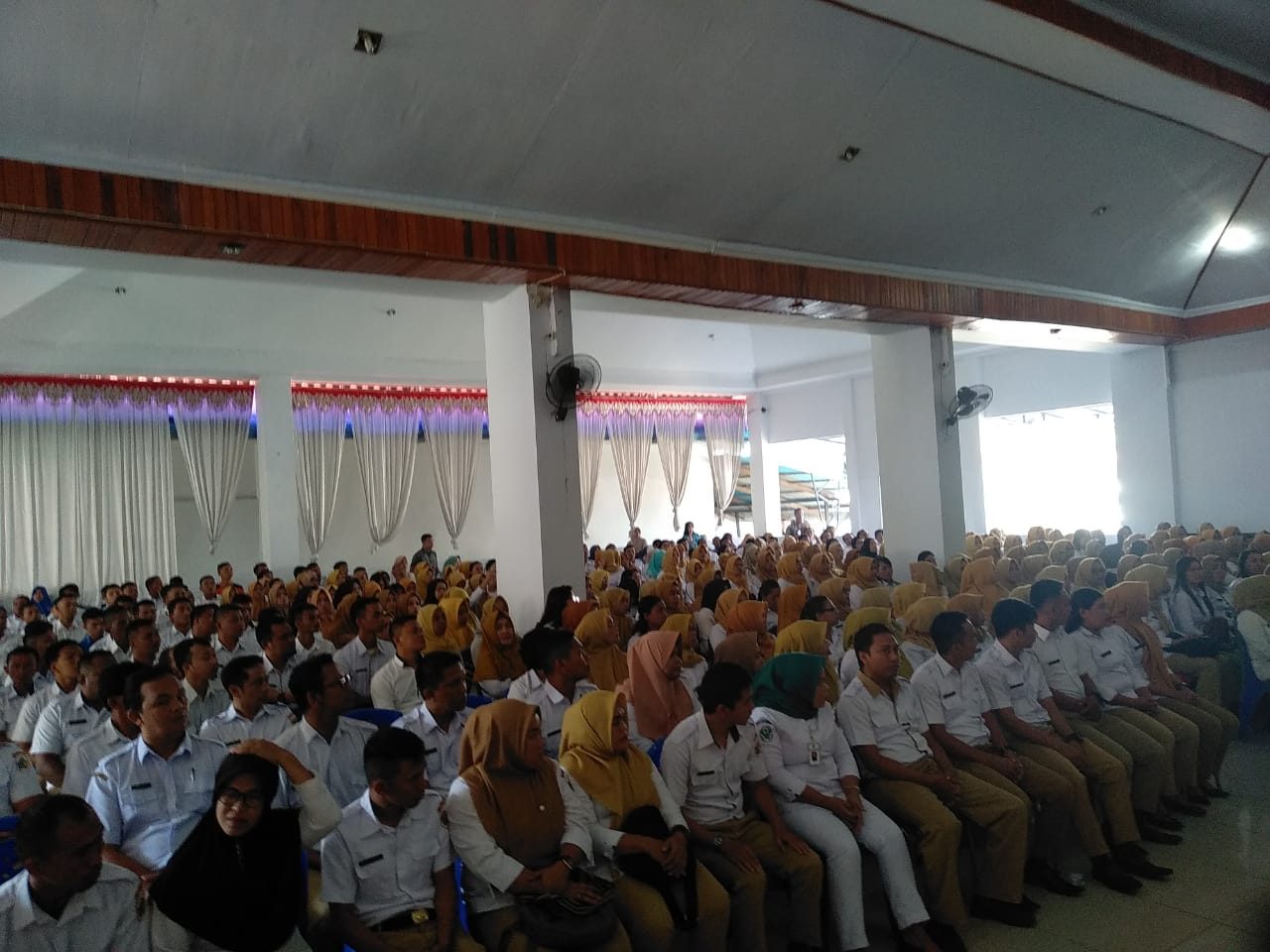 39 SKPD MENERIMA SK THL HARI INI 