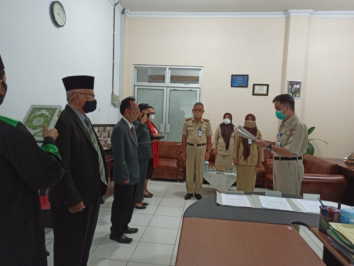 Pelantikan dan Pengambilan Sumpah Pejabat Fungsional Tertentu di Lingkungan Pemerintah Daerah Kota Kotamobagu Tahun 2020