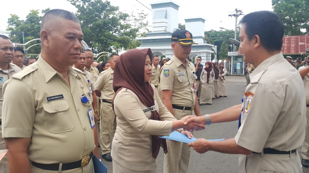 Sarida Mokoginta, Plt Kepala Dinas Perindustrian dan Tenaga Kerja  